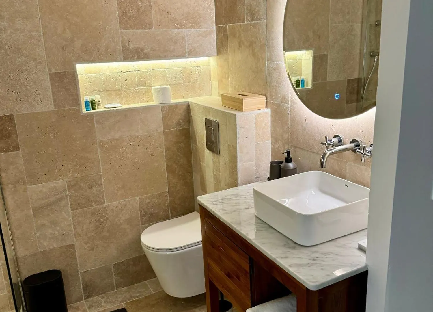 New Comfortable And Modern Apartment Near Jarry Businesses Baie Mahault